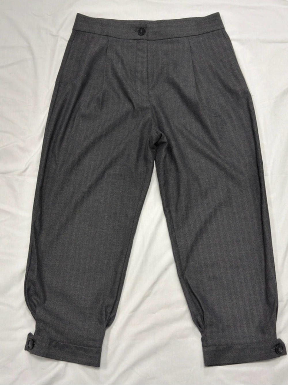 Zara Gray Chevron High Waist Barrel
Leg Trousers Button Cuff Tapered Pants